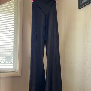 Aerie flared crossover leggings